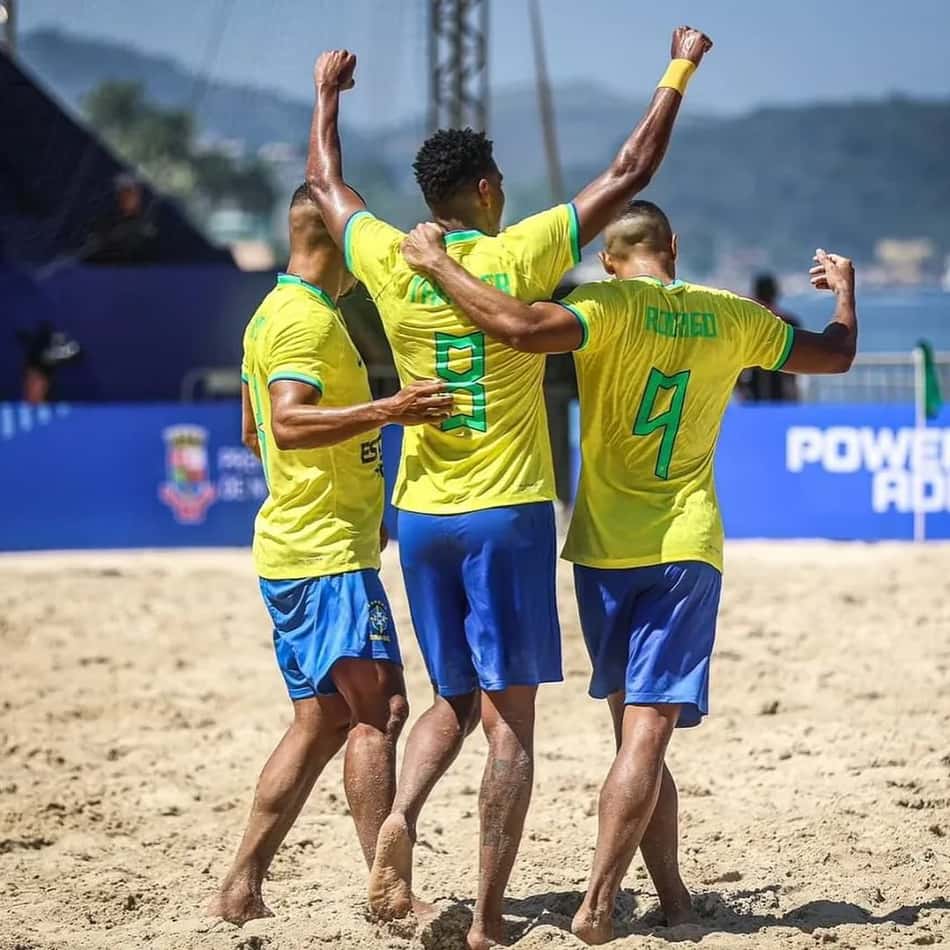 Brasil é o time que mais vezes chegou à final da Copa do Mundo de Futebol de Areia (Foto: Divulgação/CBSB)