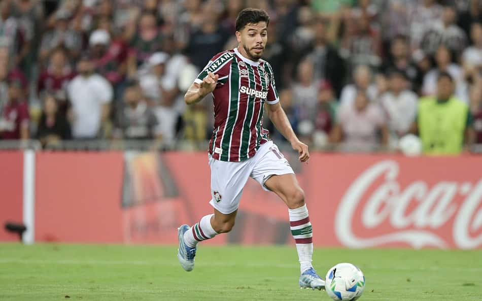 Fluminense tem mudanças na escalação titular contra a Aparecidense