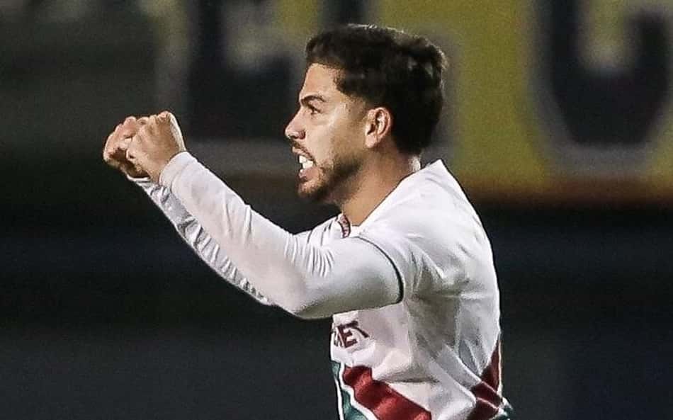 Nonato aproveita oportunidades e vira alternativa para Renato no Fluminense