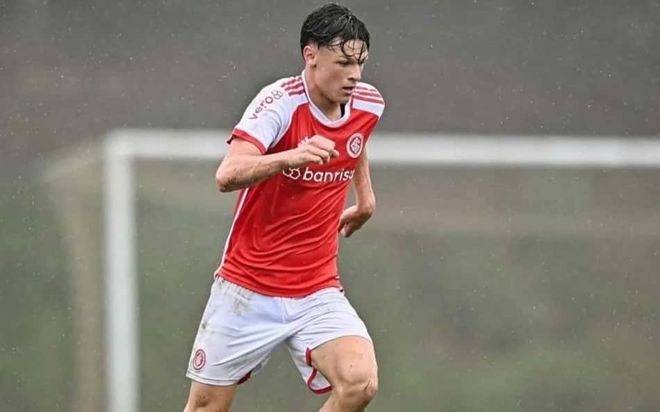 Internacional: guri de 15 anos interessa a um time italiano
