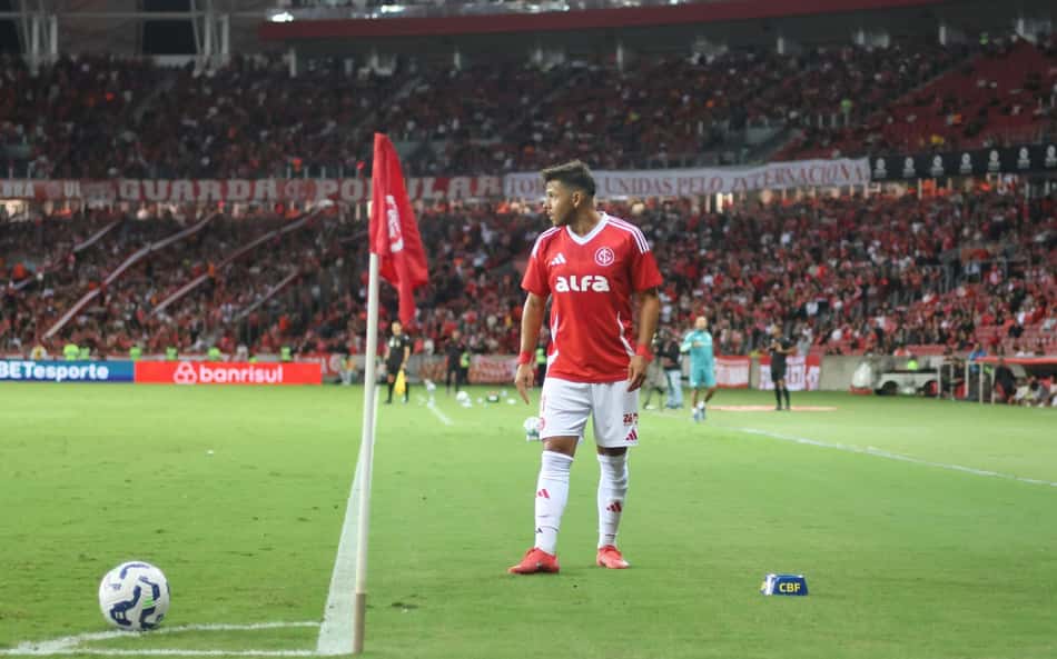 Internacional: Romero se credenciou para a maratona colorada