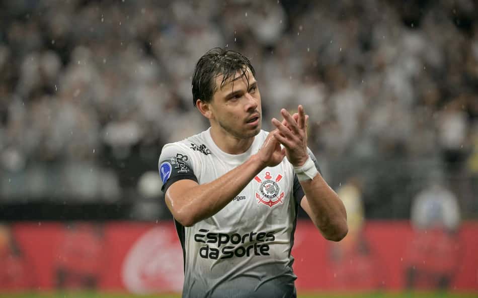 Romero-comemora-vitoria-em-Corinthians-x-Racing-scaled-aspect-ratio-512-320