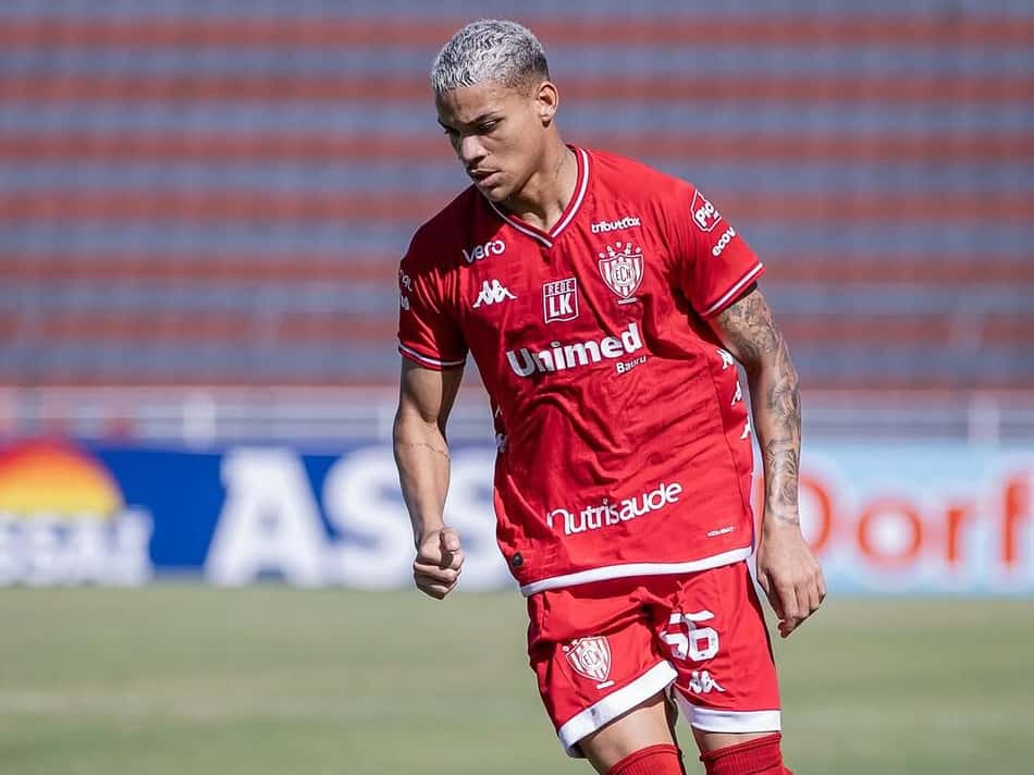 Maykon Jesus com a camisa do Noroeste  Foto: Redes Sociais