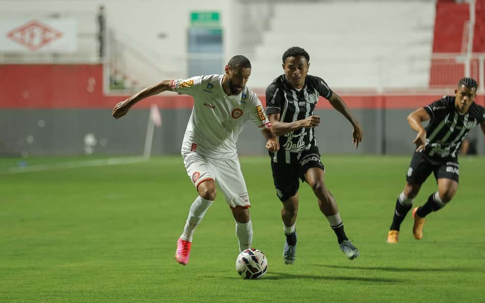 Série C: Tombense vence Figueirense, e ABC e CSA empatam mais uma