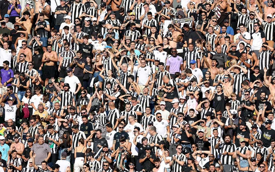 Torcedores do Botafogo perdem a paciência com titular: 'Escalado por nome'