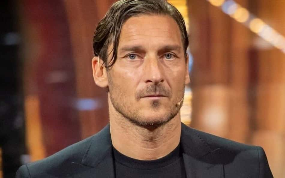 Totti rasga elogios a jogador do Como: 'Será um dos melhores do mundo'