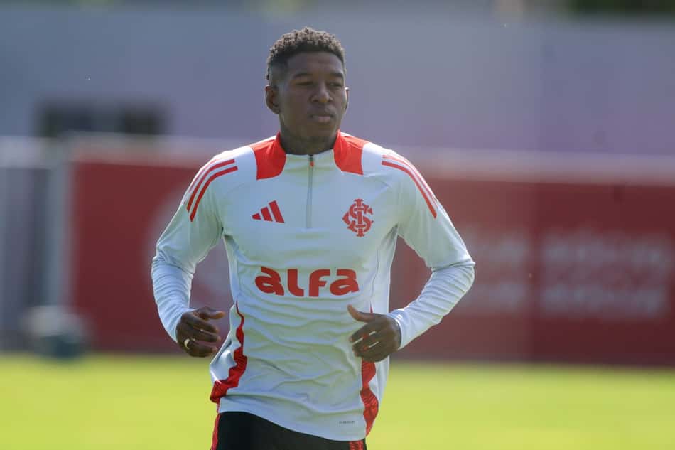 Treino do Internacional - Vitão (Foto: Ricardo Duarte/SC Internacional)