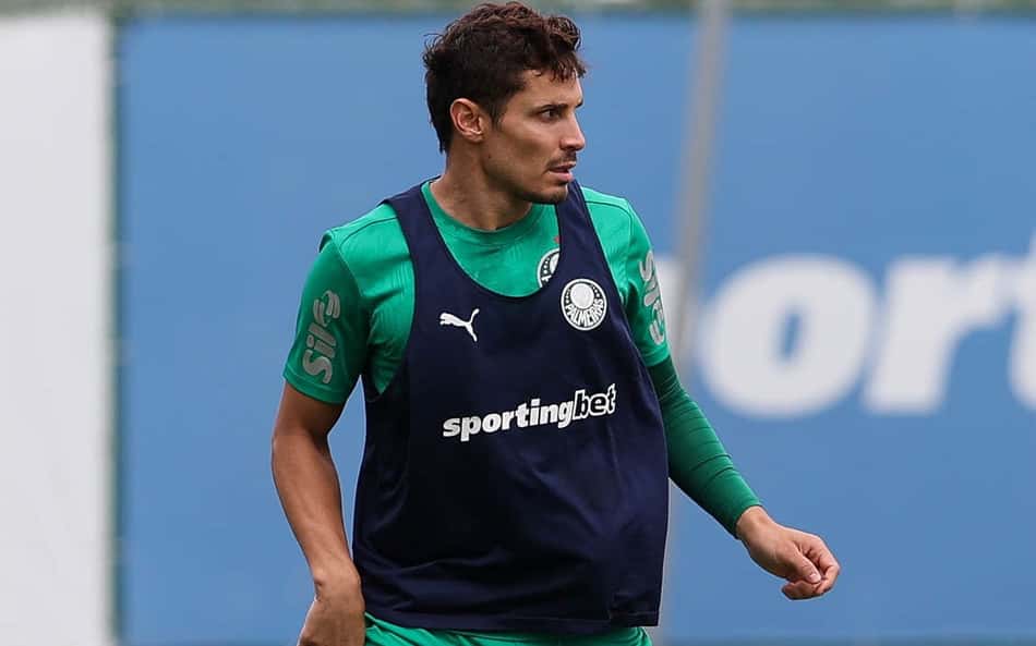 Veiga avança em recuperação; veja situação dos lesionados do Palmeiras