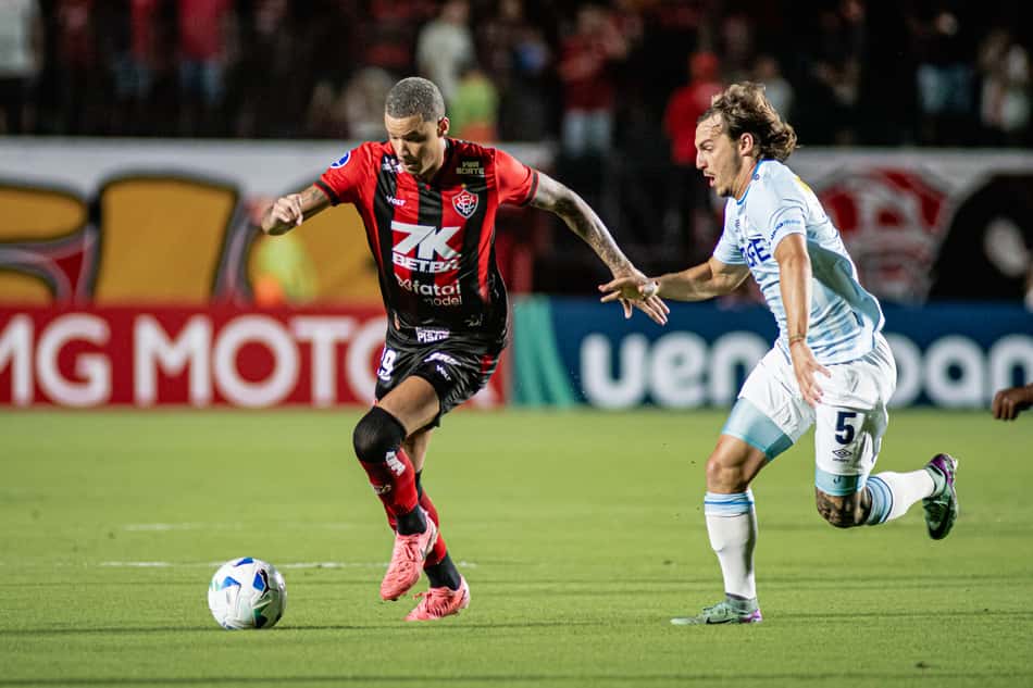 Janderson em ação contra a Universidad Católica Foto: Victor Ferreira / EC Vitória
