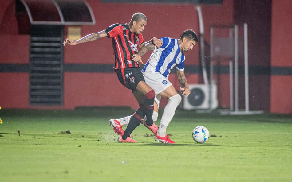 Melhores momentos: Vitória perde para o Cerro Largo em casa e se complica na Sul-Americana