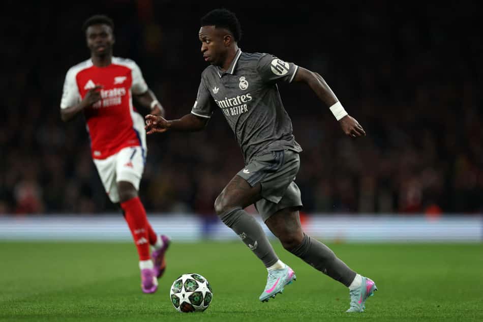 Jogos de hoje: o Real Madrid recebe o Arsenal no Santiago Bernabéu no jogo de volta das quartas de final da Champions League precisando vencer por três gols ou mais de diferença (Foto: Adrian Dennis/AFP)