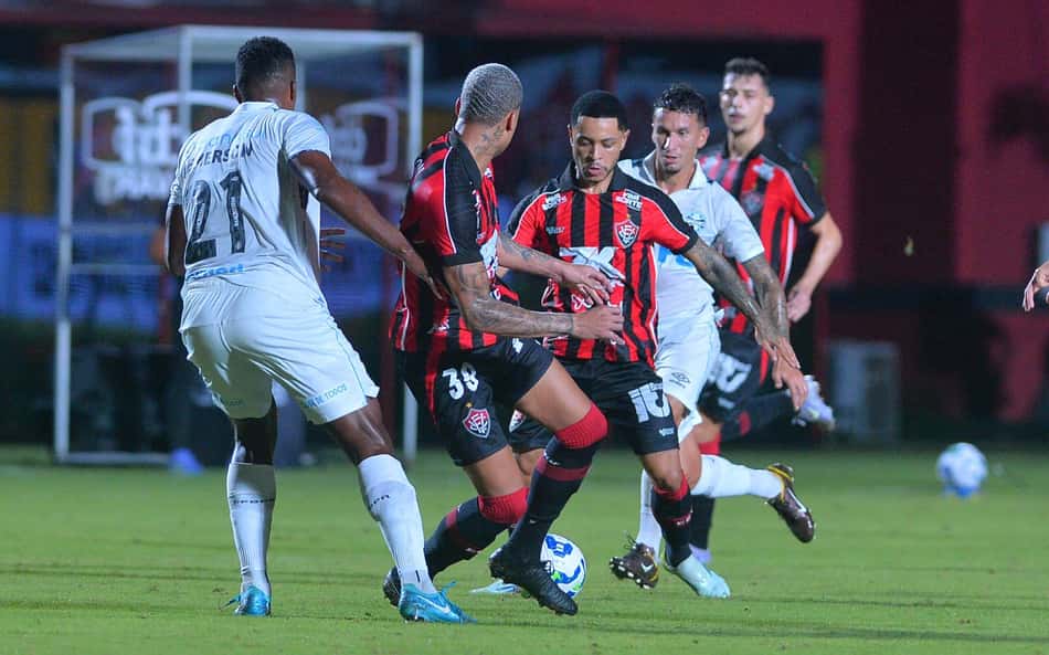 Vitoria-x-Gremio-scaled-aspect-ratio-512-320