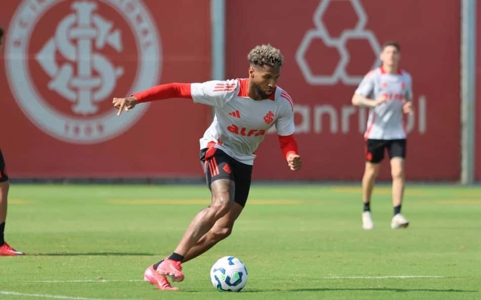 Gre-Nal 447: Victor Gabriel e Wesley reforçam o Internacional