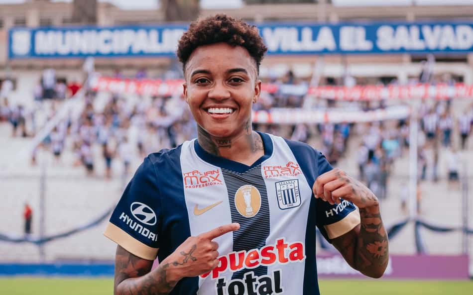 Annaysa, ex-Fluminense, estreia com gols pelo Alianza Lima na abertura da Liga Peruana