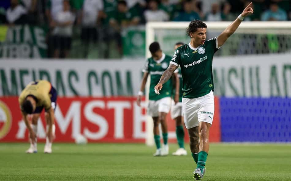 Ríos vai de herói a vilão na vitória do Palmeiras sobre o Cerro Porteño na Libertadores