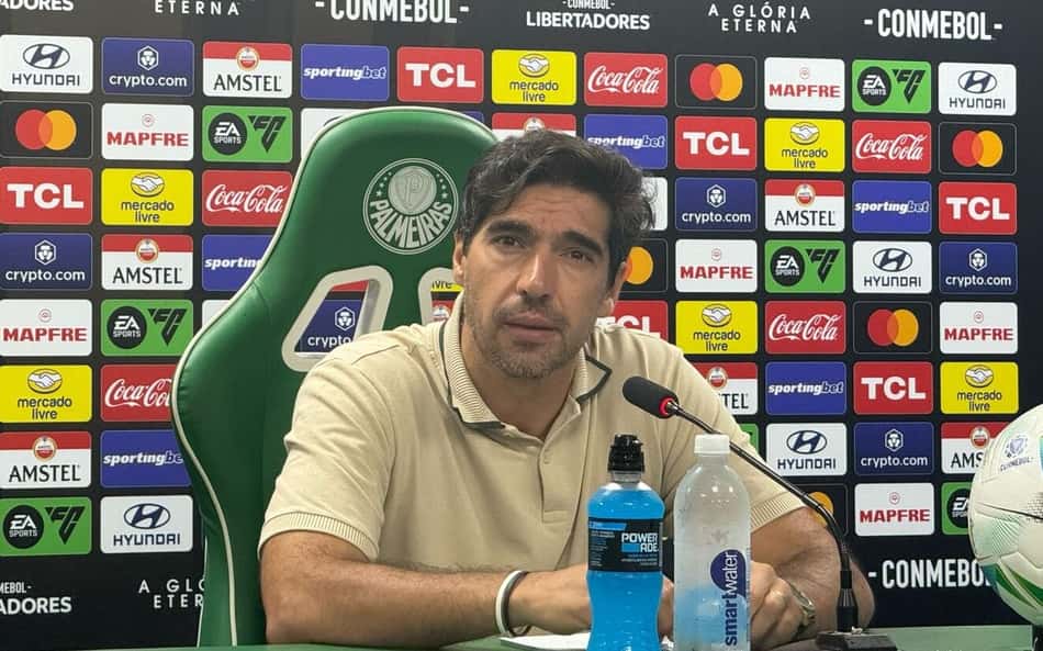 Abel indica maior prejudicado no elenco do Palmeiras e comenta rotações nas escalações