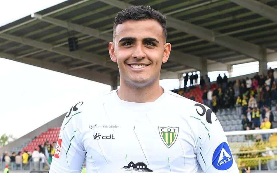 Bernardo Fontes brilha e garante vitória importante para o Tondela