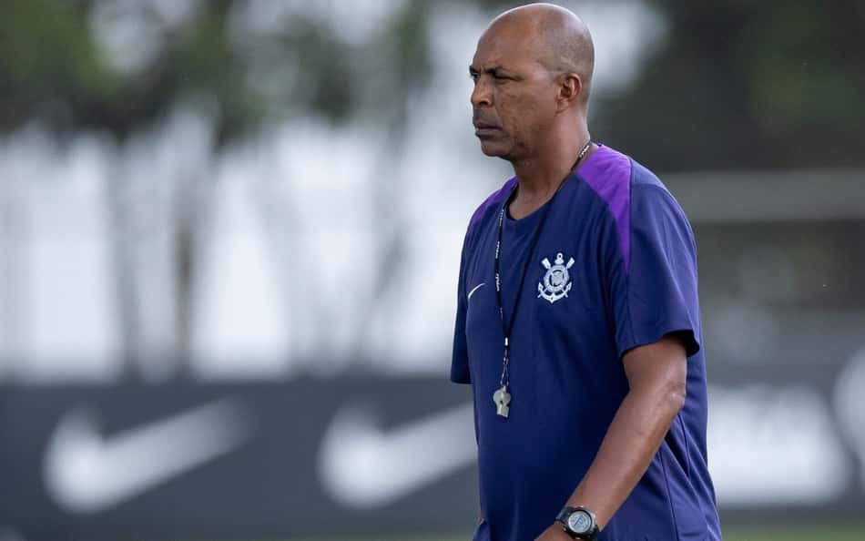 Técnico interino do Corinthians promete pressionar o Sport em partida do Brasileirão