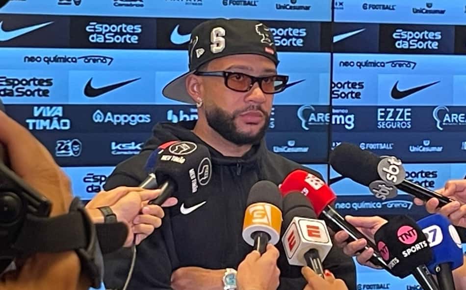 Memphis nega influência na demissão de Ramón Díaz do Corinthians