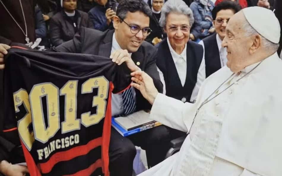 Clubes brasileiros lamentam morte do Papa Francisco; veja