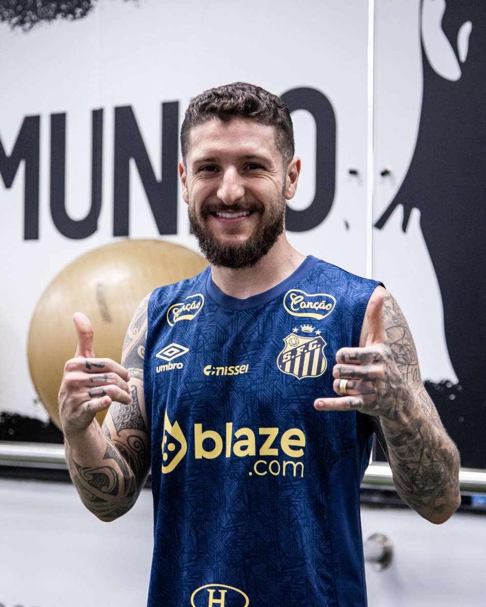 Zé Rafael é o décimo primeiro reforço do Santos na temporada. (Foto: Raul Baretta/Santos FC)