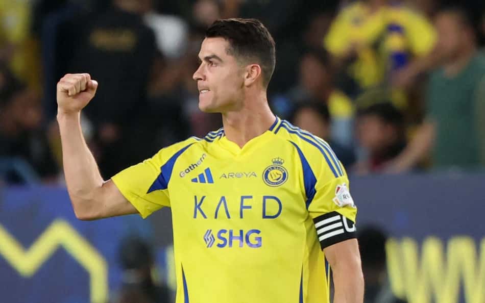 Cristiano Ronaldo encaminha renovação com Al-Nassr