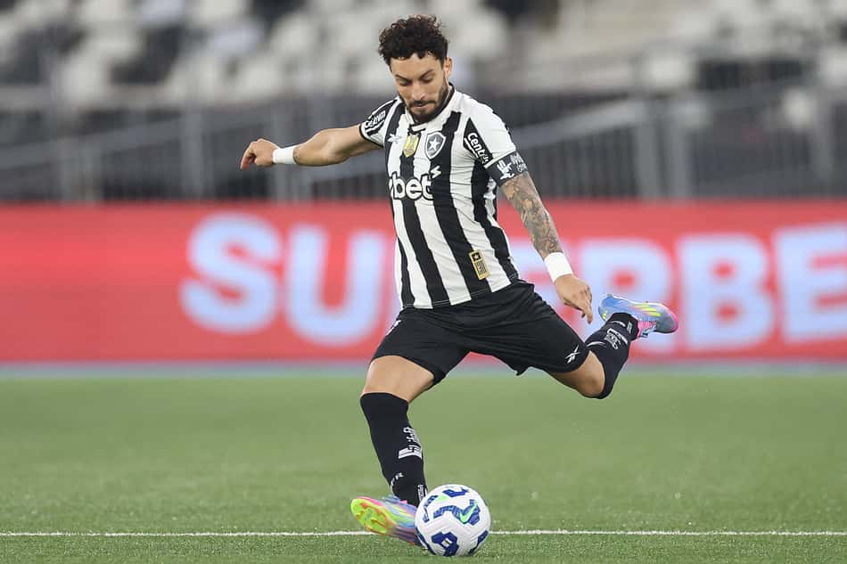 Alex Telles, lateral do Botafogo