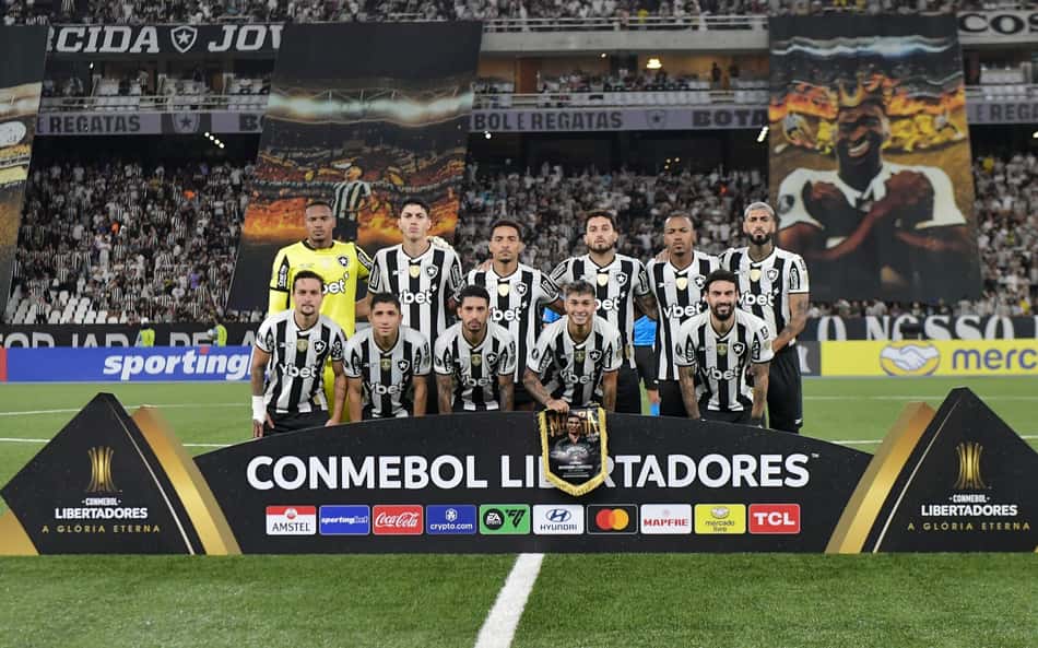 Atitude de jogador do Botafogo chama atenção dos torcedores: 'Respeito'