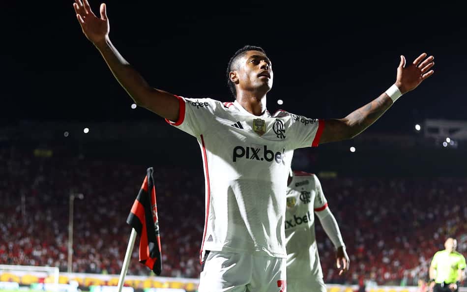 bruno_henrique_flamengo-scaled-aspect-ratio-512-320