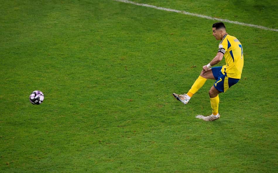 cristiano-ronaldo-alnassr2-scaled-aspect-ratio-512-320