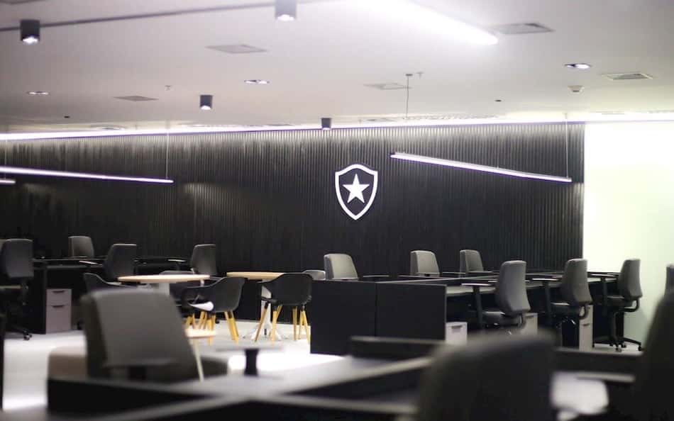 Botafogo inaugura escritório da SAF no Nilton Santos; veja fotos