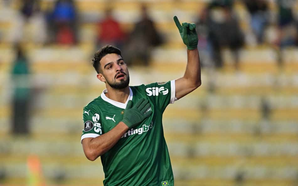 Atuação de Flaco López liga alerta em Roque e Paulinho e acirra disputa no Palmeiras