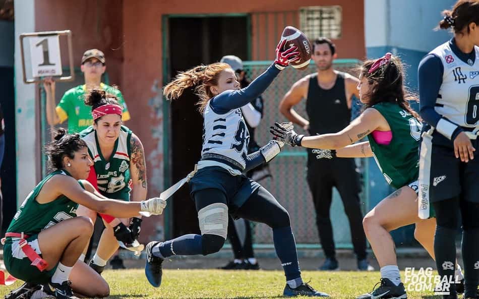 flag-football-brasil-1-aspect-ratio-512-320