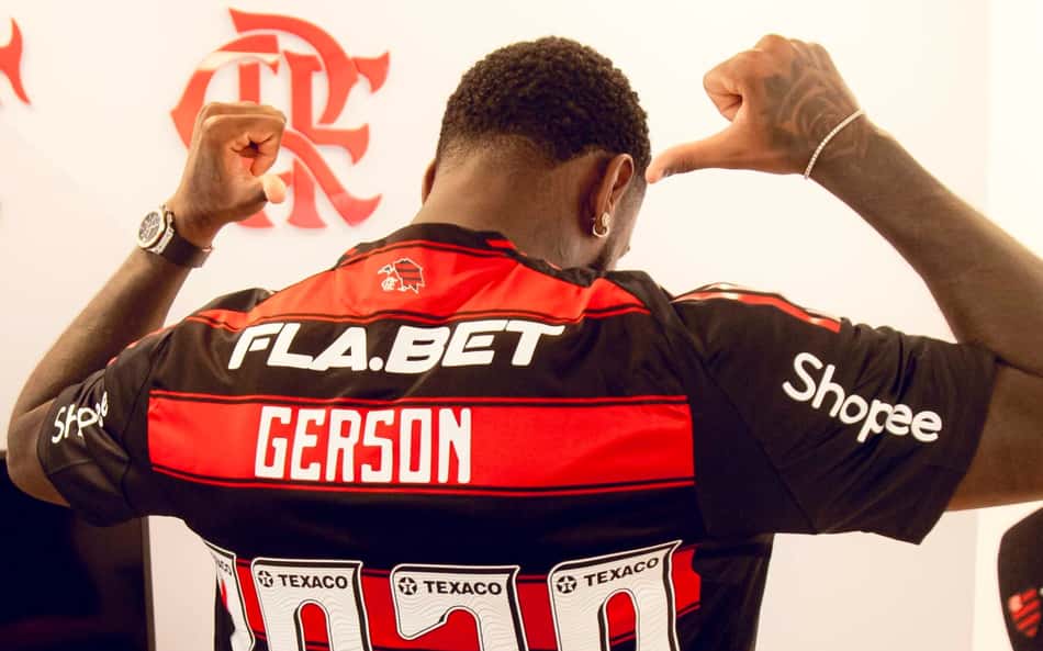 Gerson comemora renovação com o Flamengo: 'Dá combustível para fazer o meu melhor'