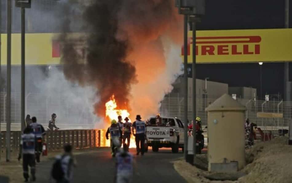 F1: GP do Bahrein teve acidente chocante e corrida dupla; relembre