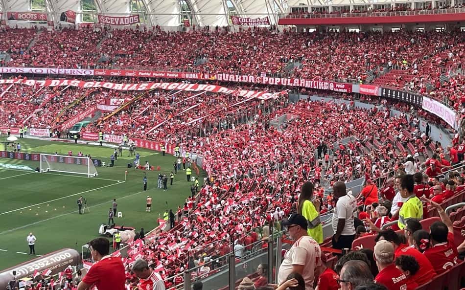 Internacional: inadimplência entre os sócios em queda