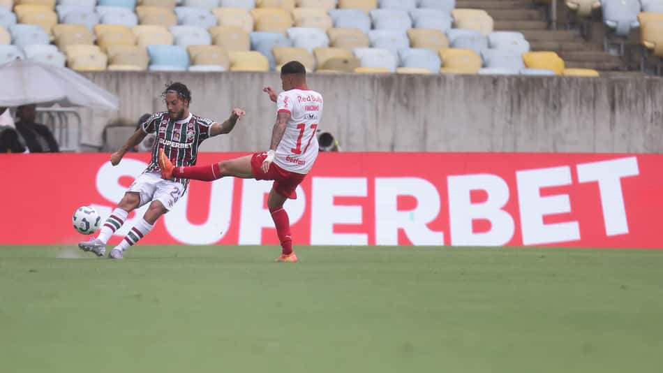 Guga em campo pelo Fluminense contra o Bragantino. (Foto: Marcelo Gonçalves/FFC)