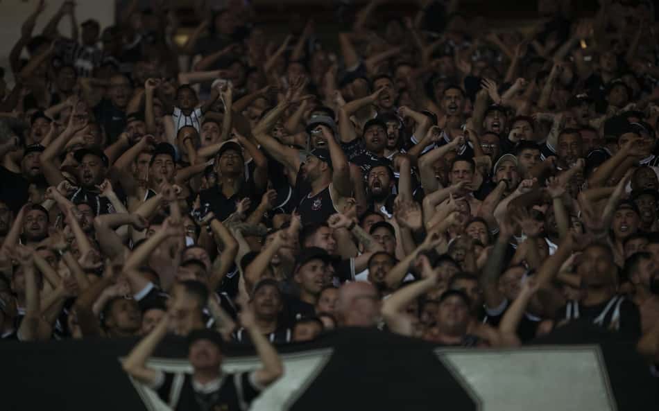 Torcida do Corinthians prepara 'invasão' para duelo contra o Flamengo