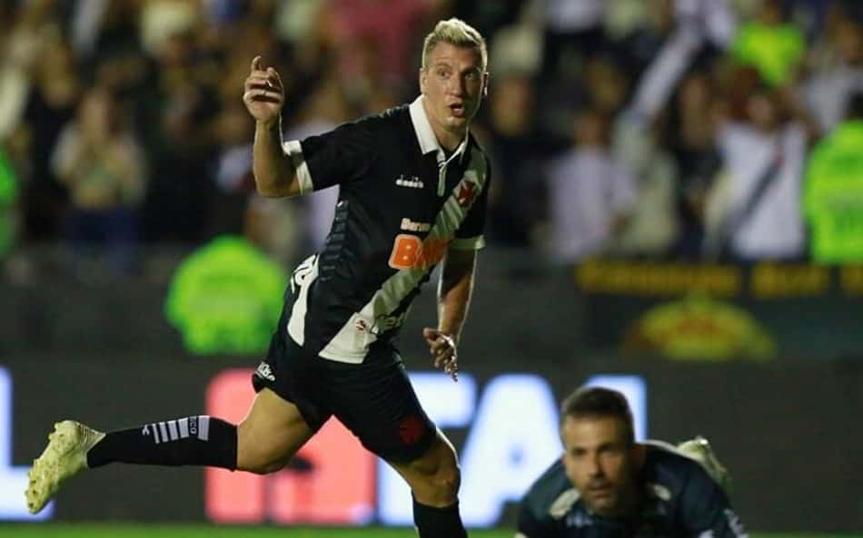 Ex-Vasco, Maxi López compra clube da Suíça