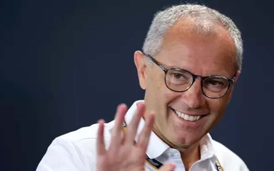 Presidente da Fórmula 1 analisa ida de Hamilton para a Ferrari: 'Grande visibilidade'