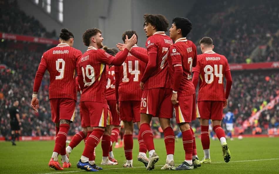 Estrela do Liverpool responde sobre interesse do Real Madrid