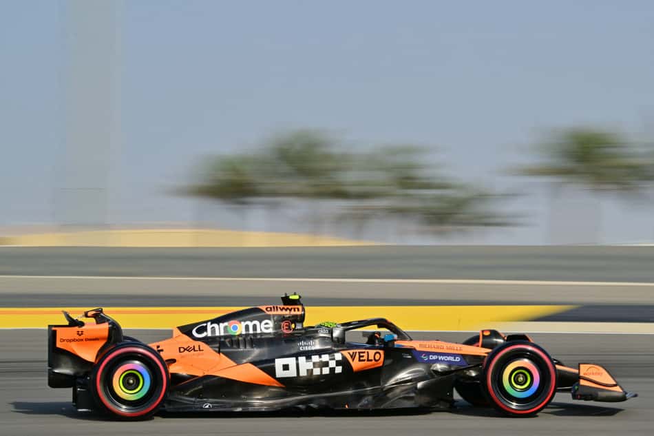 AUTO-PRIX-F1-BAHRAIN-PRACTICE