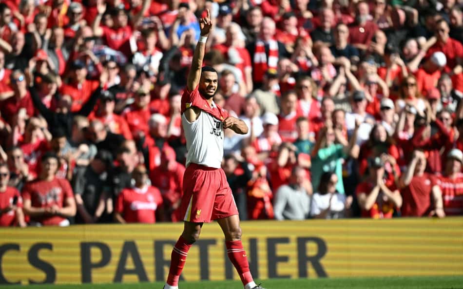 Jogador do Liverpool é comparado a Kaká após gol na Premier League