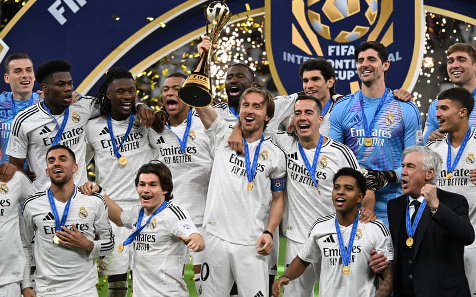 Clubes terão apenas patrocinador máster no uniforme no Super Mundial de Clubes
