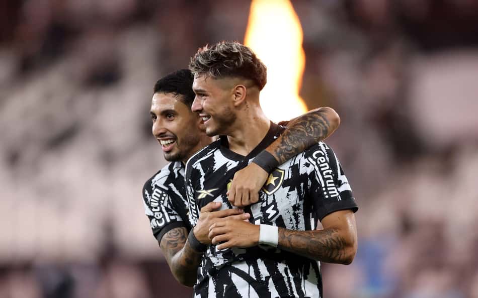 Mateo Ponte x Vitinho: torcedores do Botafogo apontam quem deve ser o titular