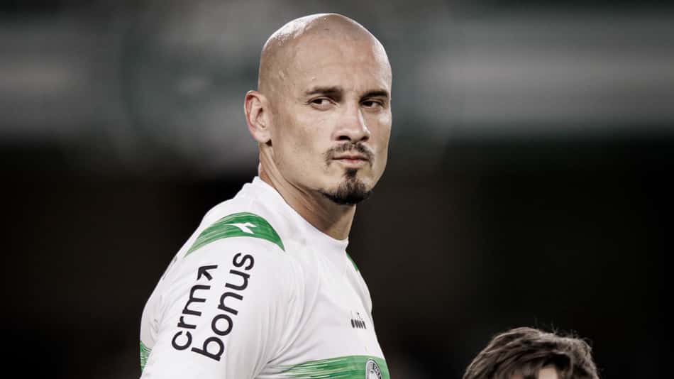 Maicon, zagueiro do Coritiba