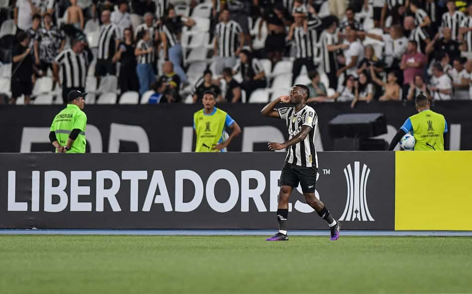Jornal espanhol rasga elogios a jogador do Botafogo: 'Mister Libertadores'