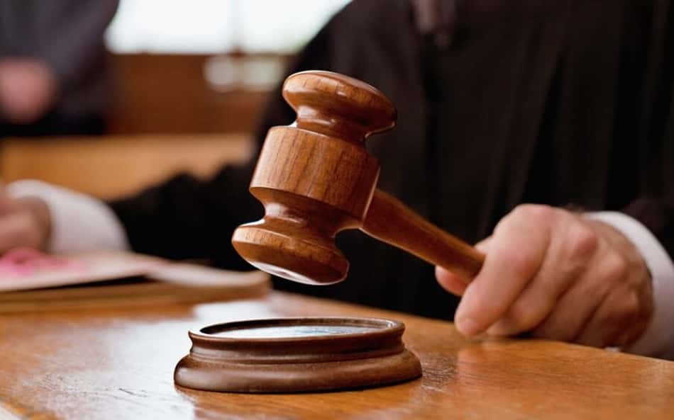 Espanha condena pessoas a prisão por pirataria em transmissão de futebol