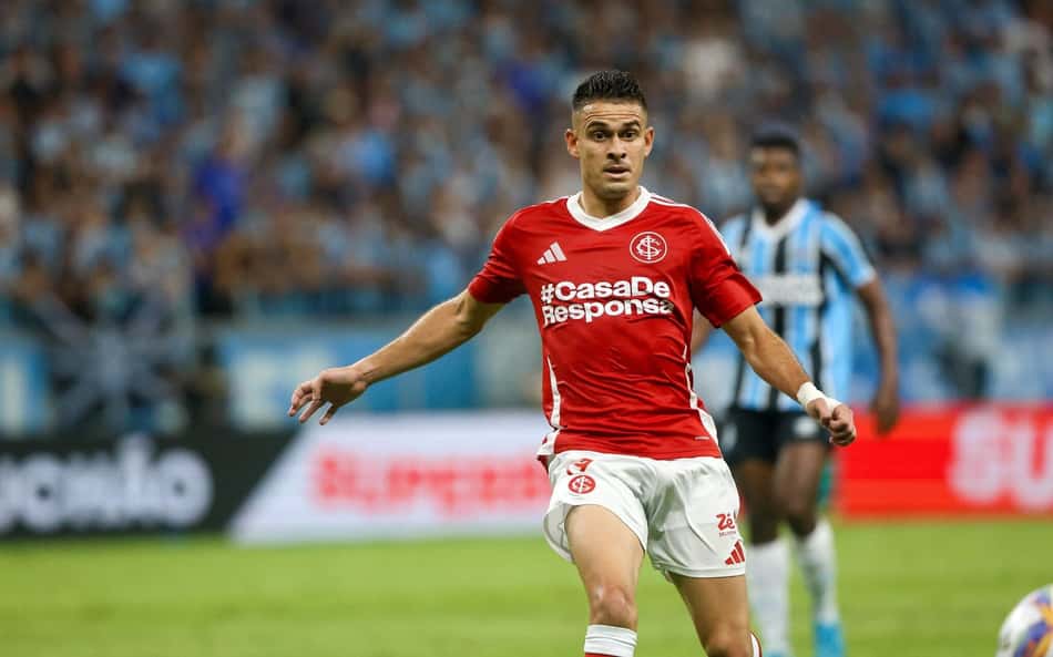 Escalação do Internacional: Roger Machado promove mudanças