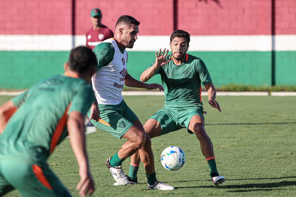 Renato Augusto em treino do Fluminense (Foto: Marcelo Gonçalves/FFC)